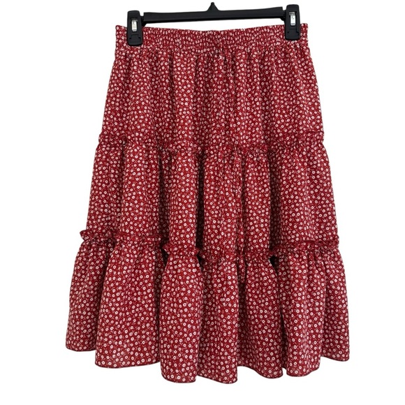 SHEIN Red Floral Skirt Tired Mini Lightweight Fairy Size M - Picture 2 of 7
